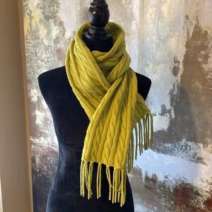 Cashmere scarf